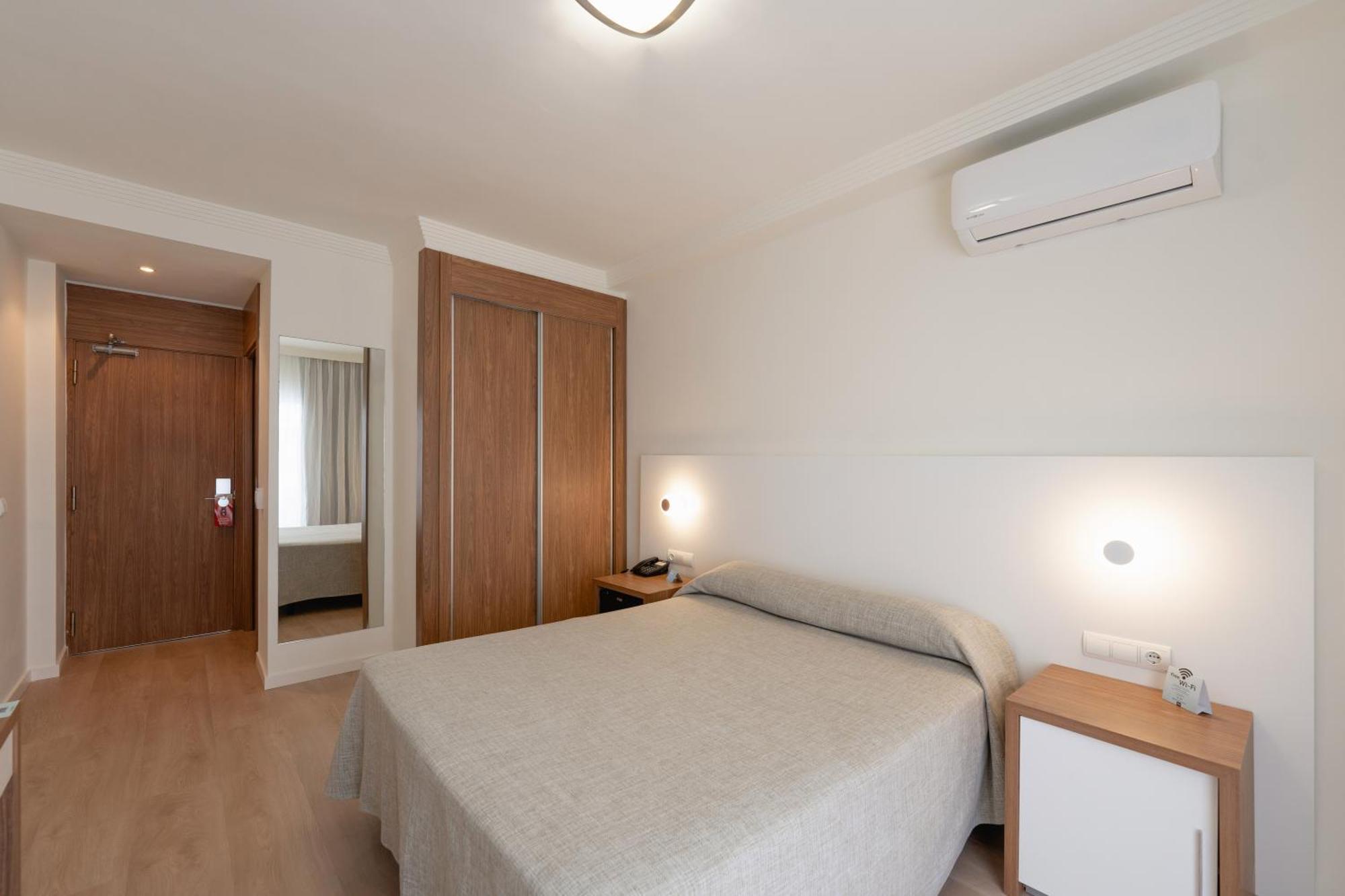 Hotel Rh Riviera - Adults Only Гандия Екстериор снимка