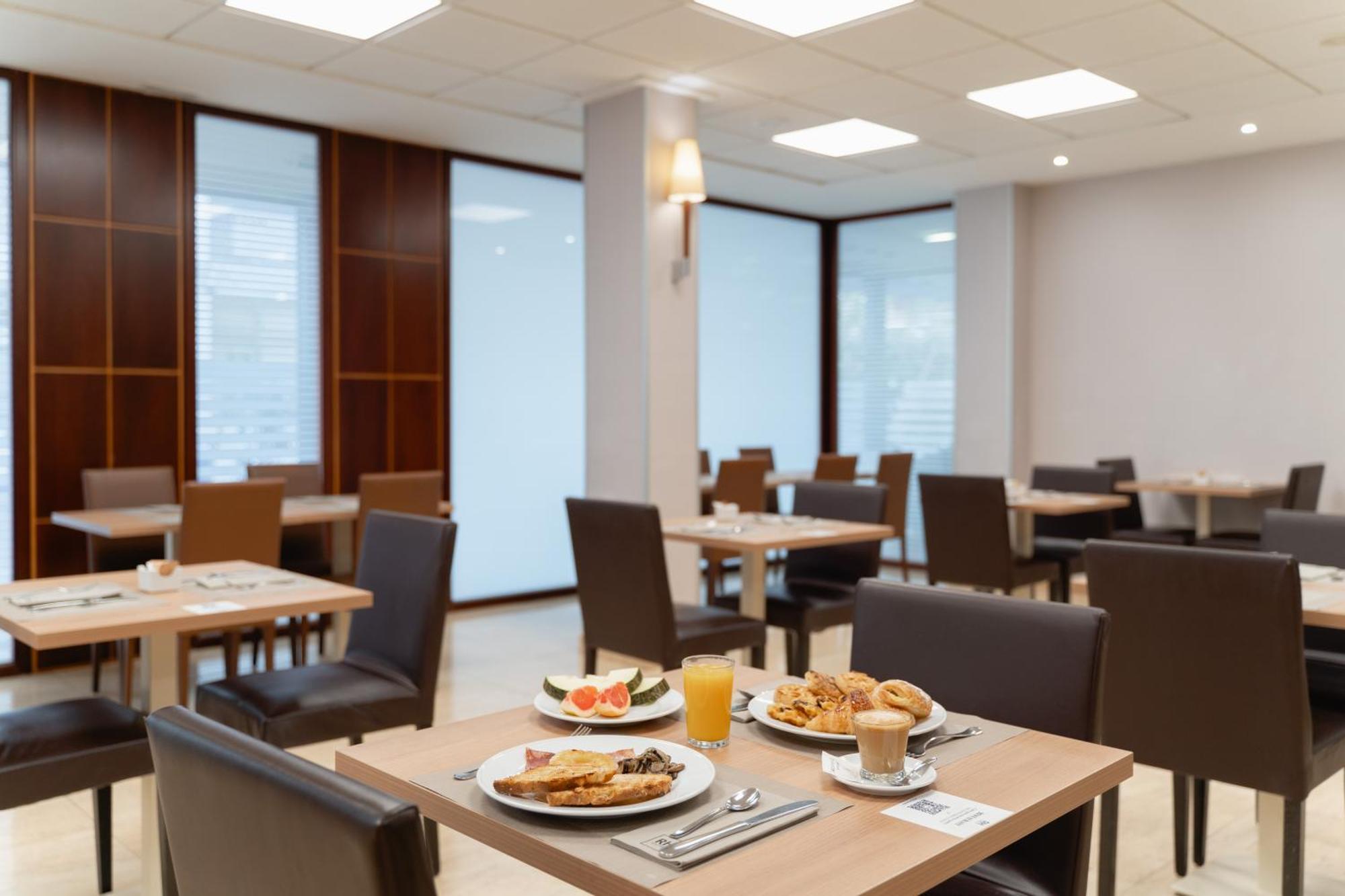 Hotel Rh Riviera - Adults Only Гандия Екстериор снимка